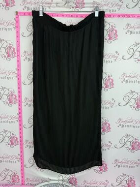 Clichy vintage skirt Black Pleated Women's Midi Skirt